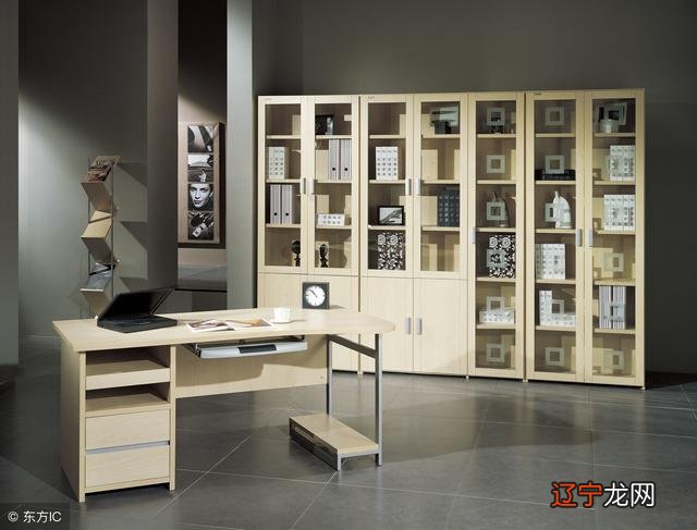 风水中所说的方位,顾名思义包括方向和位置两个概念