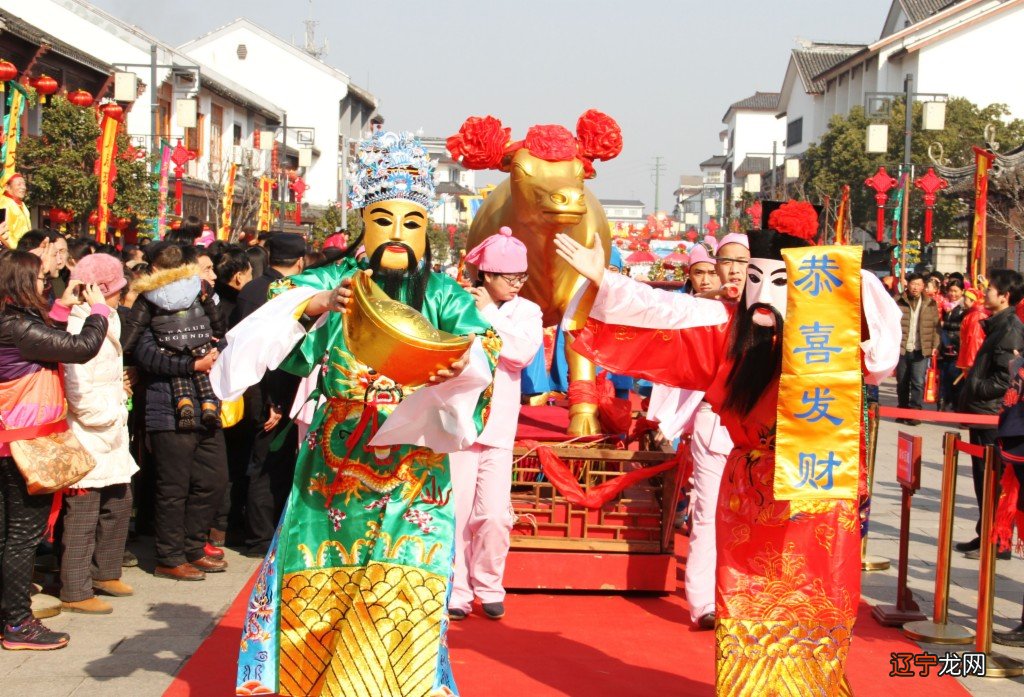 组图 大年初一各地群众开展丰富多彩的新春民俗活动过大年