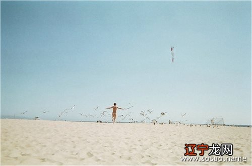 孕妇梦见自己游泳跳水_梦见害怕跳水游泳_孕妇梦见跳水