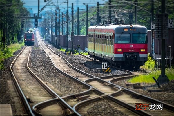 周公解梦：梦见火车，预示着最近办事情很不顺利