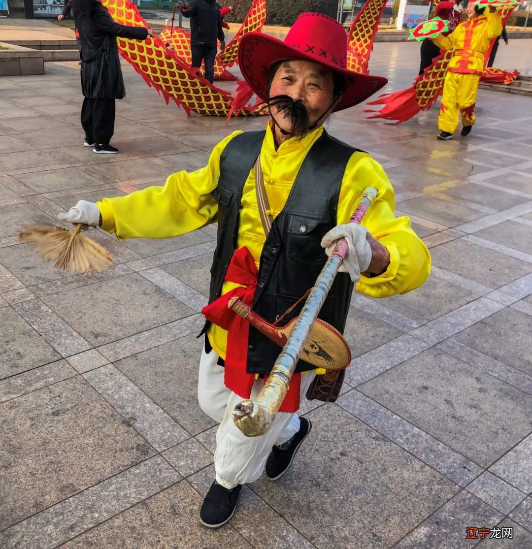 组图 铜陵街头民俗“快闪”燃动新年假期