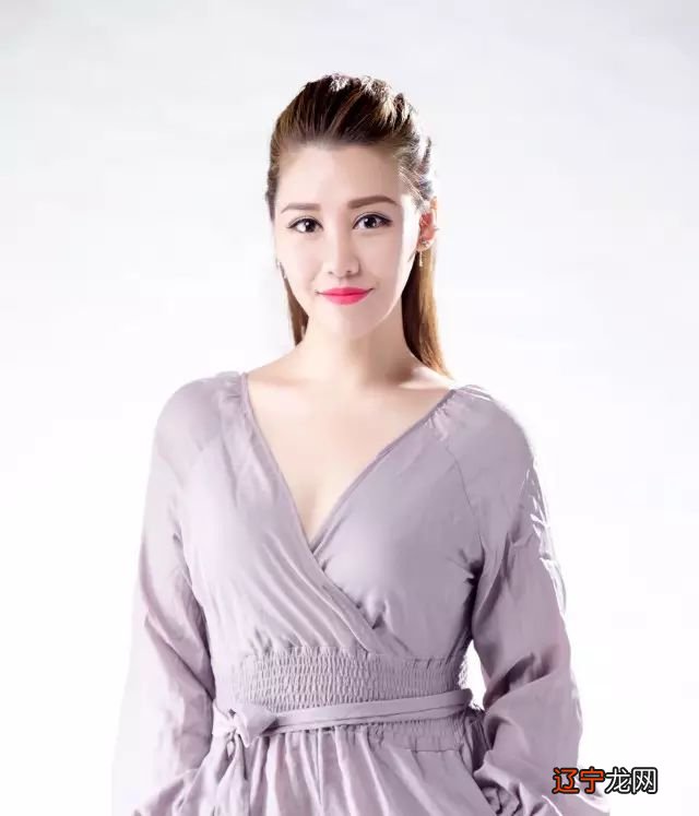 12/22-1/19 占卜用品 摩羯座:感情方面不要一味