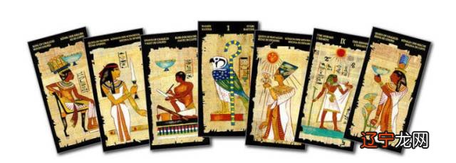 12/22-1/19 占卜用品 摩羯座:感情方面不要一味