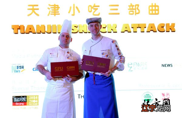 民俗的感悟 市科技局组织在津外籍人才看津城特色文化景区参观活动