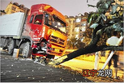 邵夫子为您揭秘:梦见空着货车上下坡的情况