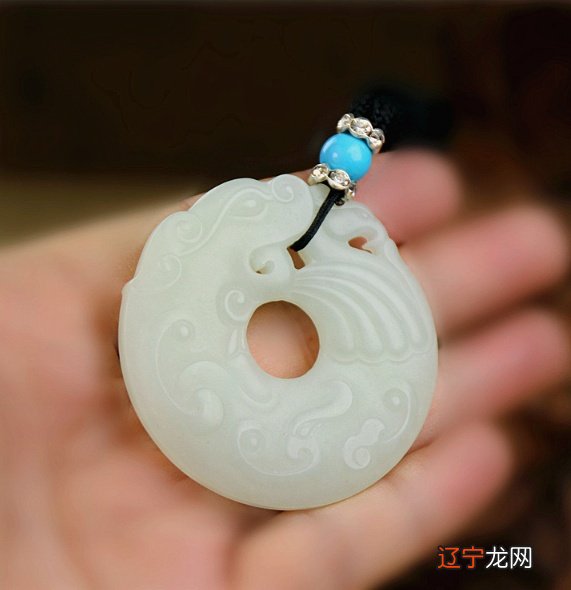 属龙的人戴什么生肖的吊坠好_属兔戴什么生肖吊坠好_属猪的戴什么生肖好