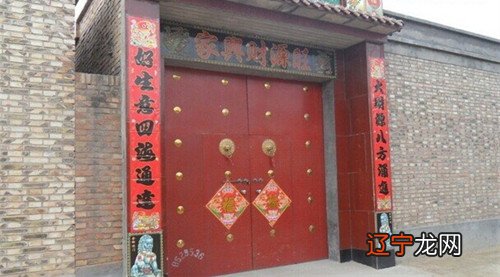 农村房子大门不要朝这些地方开,难怪你家住穷