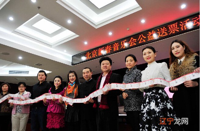 新年民俗文化 青年汇教大家制作“蒜信手拈来”指导下学得有模有样