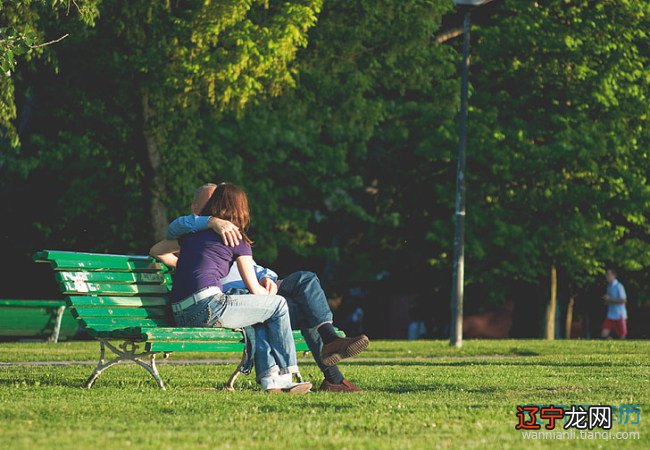 梦见自己买房_梦见死去的亲人买房_梦见买房又退了