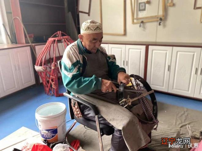 在大理的喜洲古镇,我体验了“甲马”