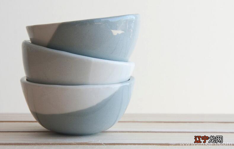 爱解梦：梦见碗是什么意思？有什么预兆？