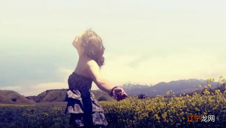 深度好文 不爱说话的人,反而自讨没趣了