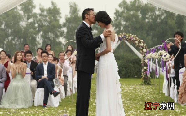 小编风水堂:小编一起八字合婚的几种方法