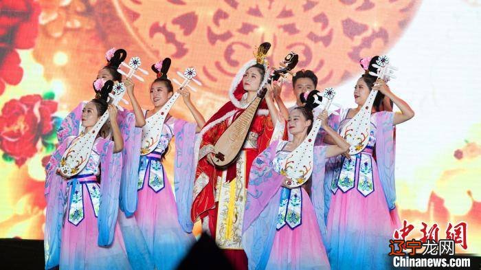 琵琶一曲弹至今,昭君出塞的传说和故事在民间广为流传