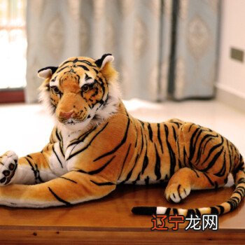 98年10月24日生的属虎要佩戴什么吊坠