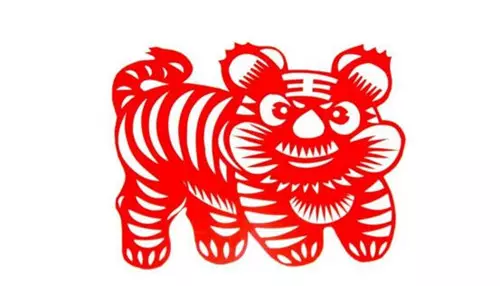 98年10月24日生的属虎要佩戴什么吊坠