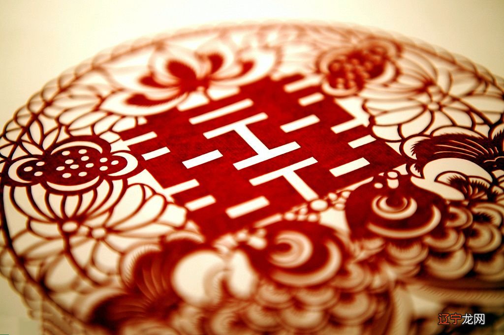 原则上风水堂:八字合婚是一件非常劳神、费精力、花时间的事