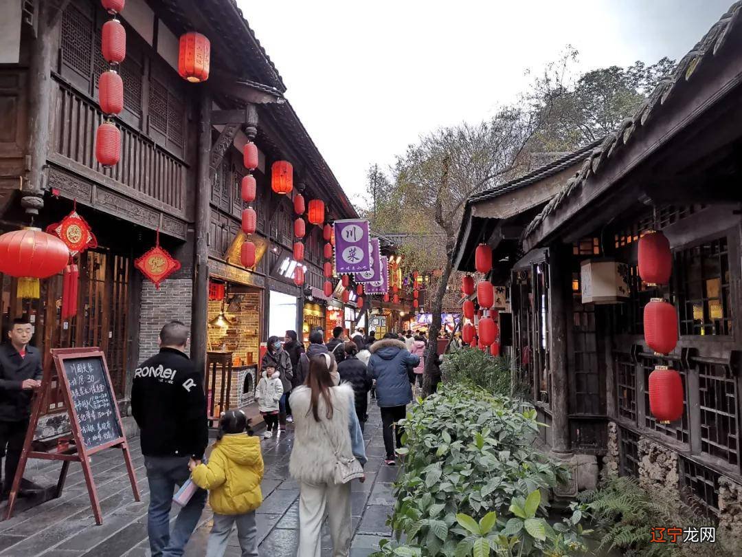 四川民风民俗的文化_民风化境中国影视与民族文化_东海岛屿文化与民俗