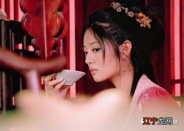 风水堂：坐台此命一生的感情之事