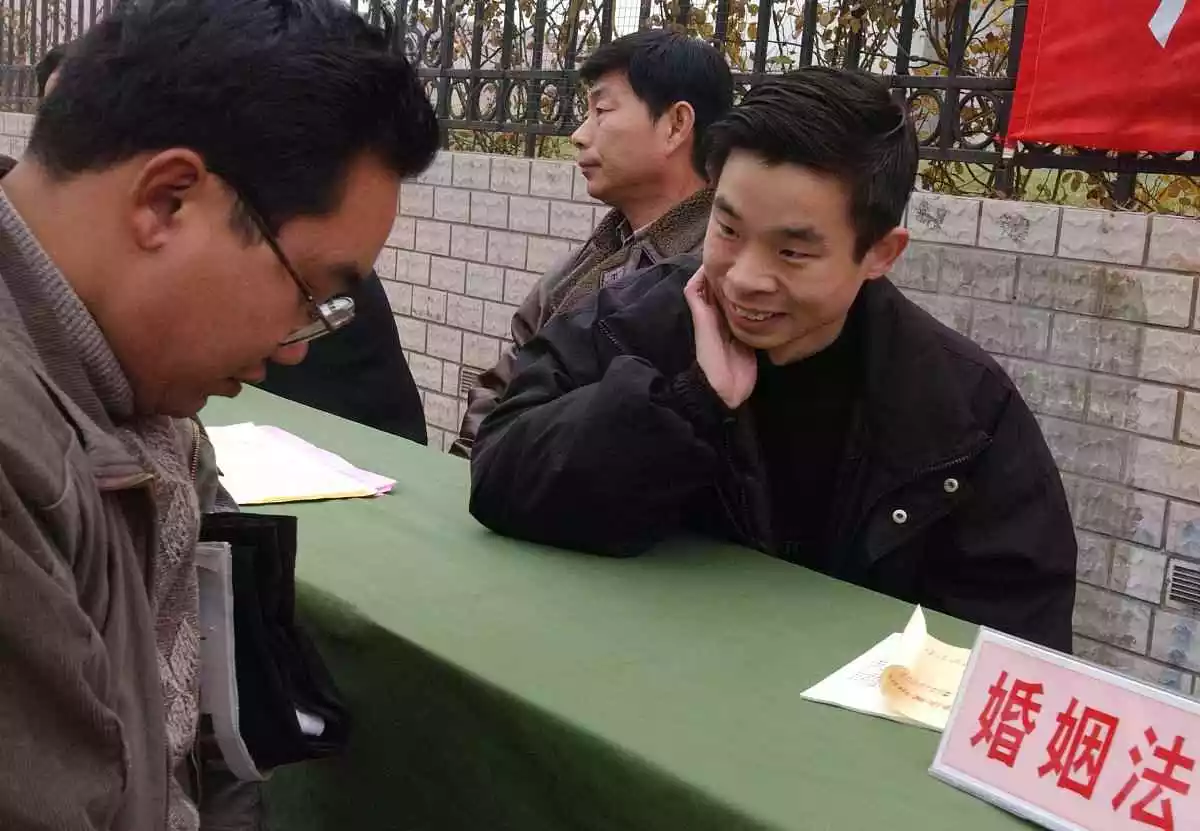 怎么查俩人八字合不合和最准的八字合婚免费的