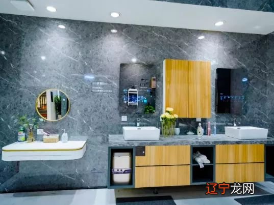 “暖心爸爸”用漫画记录生活的美好，三翼鸟也以全流程