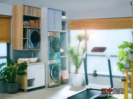 “暖心爸爸”用漫画记录生活的美好，三翼鸟也以全流程