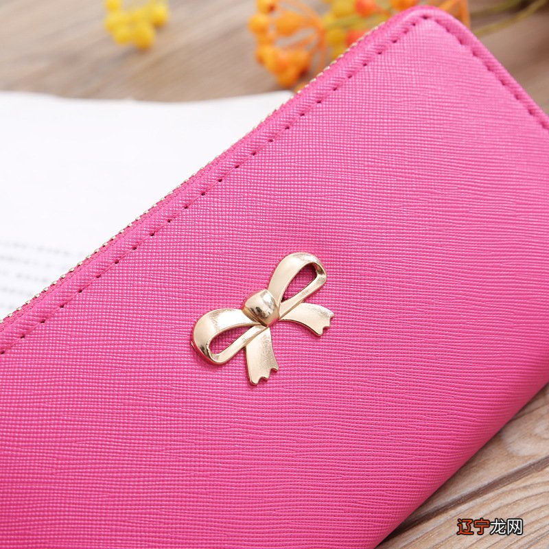 女生钱包买什么颜色好_风水学钱包的颜色的好_男士钱包买什么颜色好