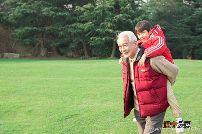 梦见自己的孙子_梦见孙子死了_梦见抱着自己的孙子