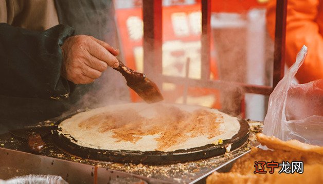 来源:梦见吃煎饼是什么意思?煎饼的象征成果