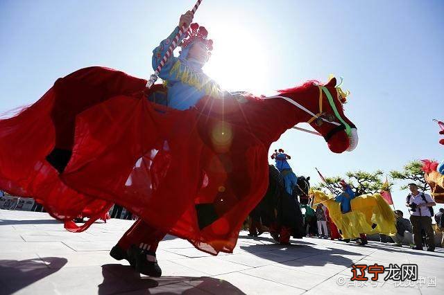 保护民俗文化,要注意挖掘民俗文化的文化得到传承和发扬光大