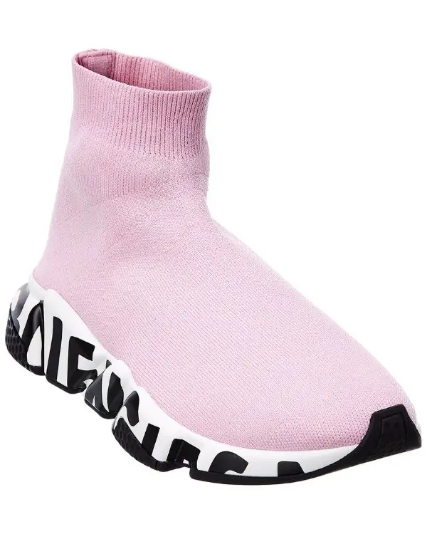 大全梦见穿白袜子_梦见穿红色袜子_梦见自己穿新袜子