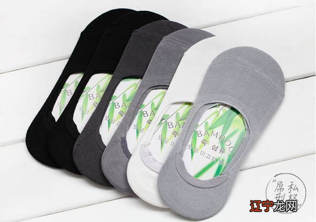 梦见自己穿新袜子_大全梦见穿白袜子_梦见穿红色袜子