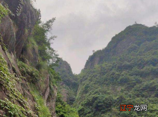 八字中天干论生克制化，八字隔干能否作用呢？