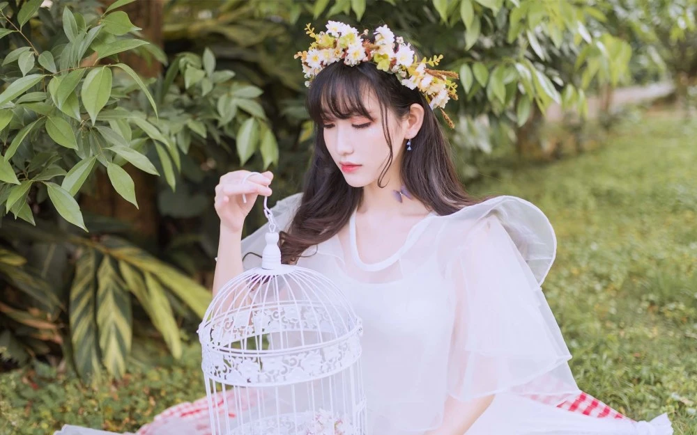 十二星座女的性格特点都是不一样的,都有自己最闪亮的一面