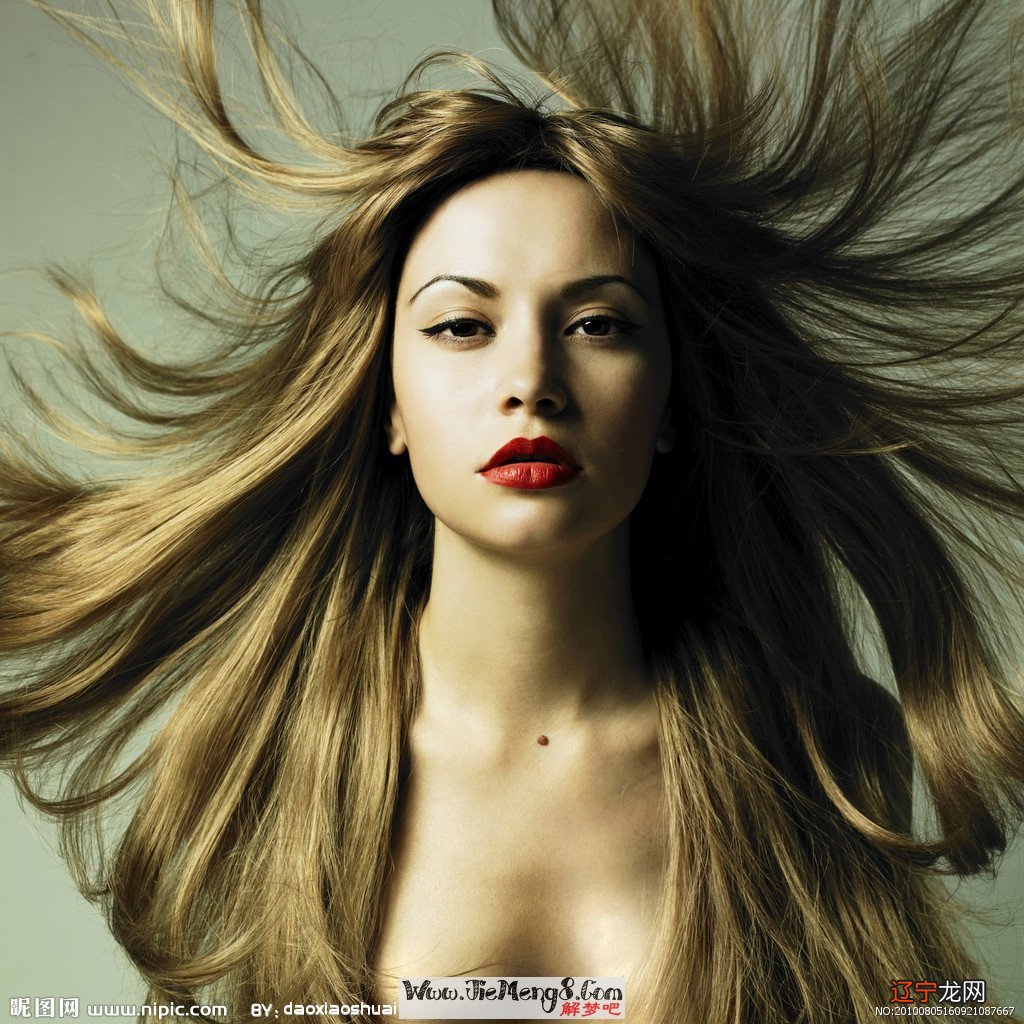 梦见逃跑碰见爸爸_梦见自己爸爸_梦见去世的爸爸又活了