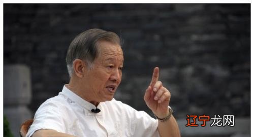 中国俗有盖棺定论之说,人都没了,还有什么好诋毁的?