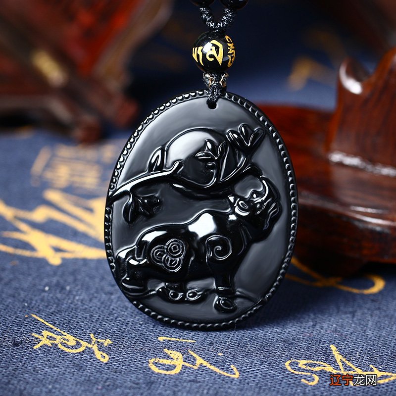 2021年是属牛人的本命年,生肖牛戴什么旺财?