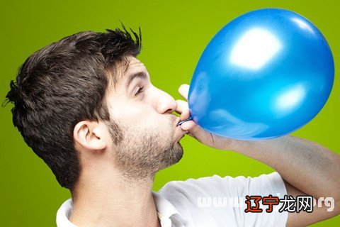 做梦，梦到围着自己刮旋风好不好？是什么意思呢？