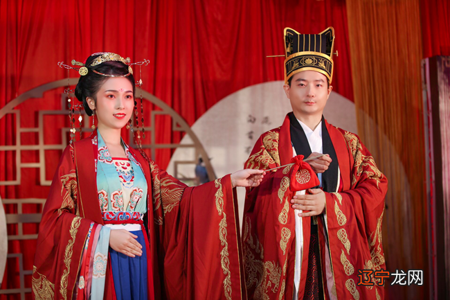 生辰八字风水堂:八字合婚的禁忌有哪些