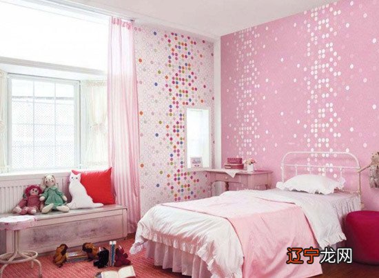 慈世堂:夫妻两个人容易有外遇,卧室摆放假花