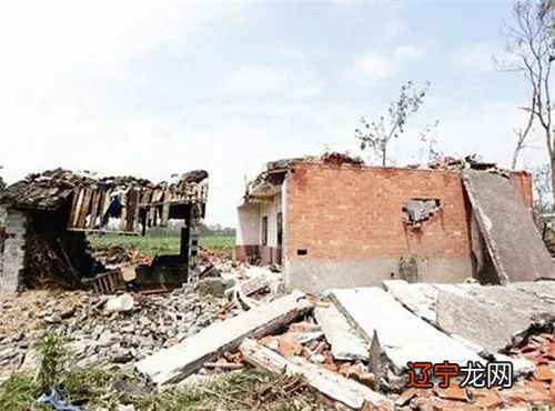 图 梦到自己家的房子塌了有什么预兆呢？