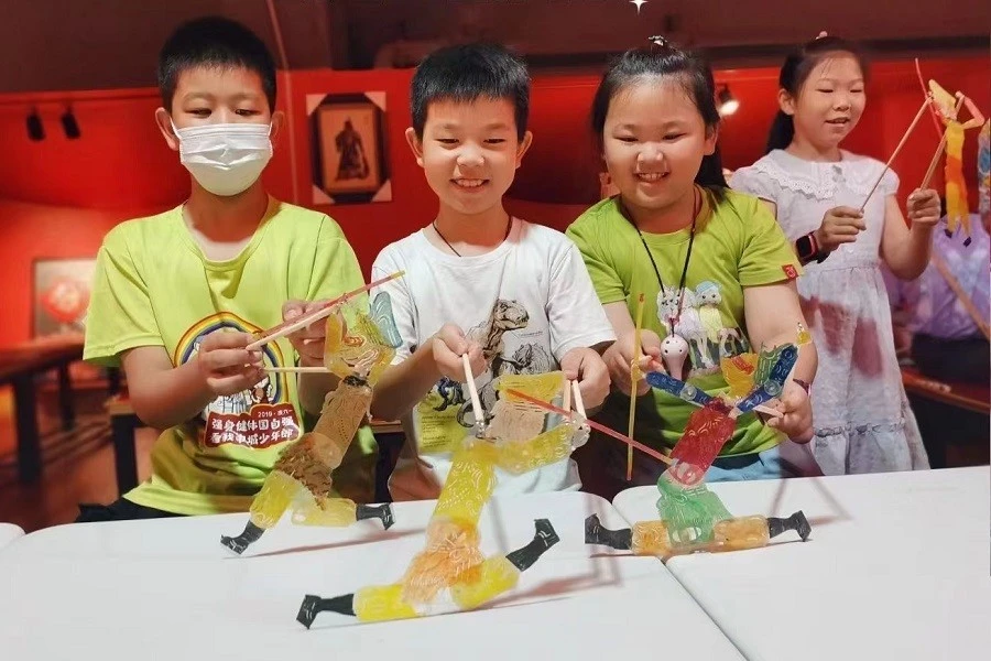 陕西文旅非遗研学体验中心立足于传播、传承陕西非物质文化遗产