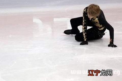 红军爬过的雪山简笔画_梦见和妈妈爬雪山_梦见爬梯子爬不上去