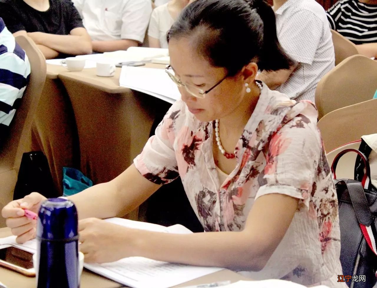 每月两天 >>课程全年学制十二个月其中十个月授课