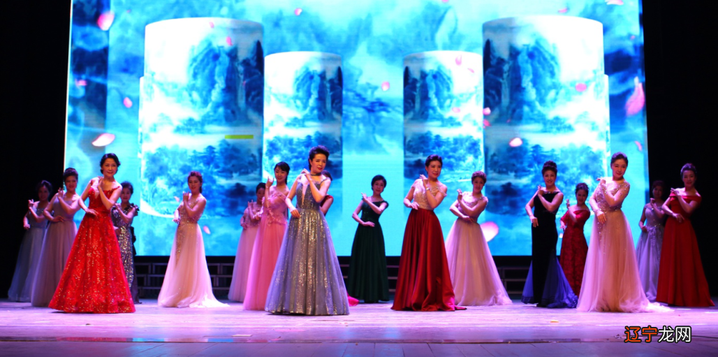 八字公益课 《易经》蕴涵着朴素深刻的自然法则以及和谐辩证思想，是中华民族五千年智慧的结晶