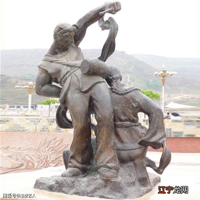 组图 陕北民俗雕塑打腰鼓人物雕塑户外广场景观雕塑