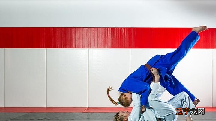 坐着运动也能减肥?推荐这5个坐着运动减肥的好方法!-易网健康养生网 坐着运动也能减肥?推荐这5个坐着运动减肥的好方法!