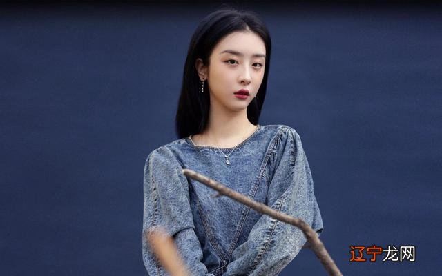 “京圈公主”赵小棠:上节目叫范丞丞黑称,其母堪称高段位炫富