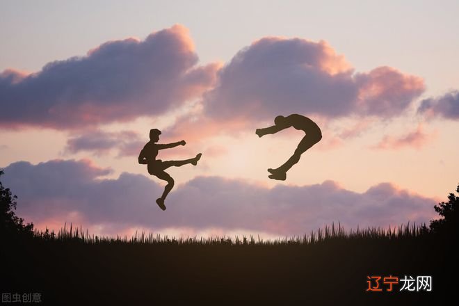 好爸爸的故事:王初十知道真相后,利用反间计去陷害好爸爸等人?