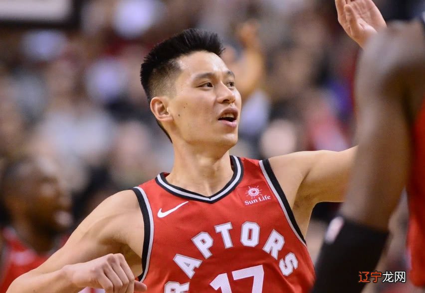 附视频 2017年林书豪最新励志英文演讲:追寻梦想,先要寻找本位!